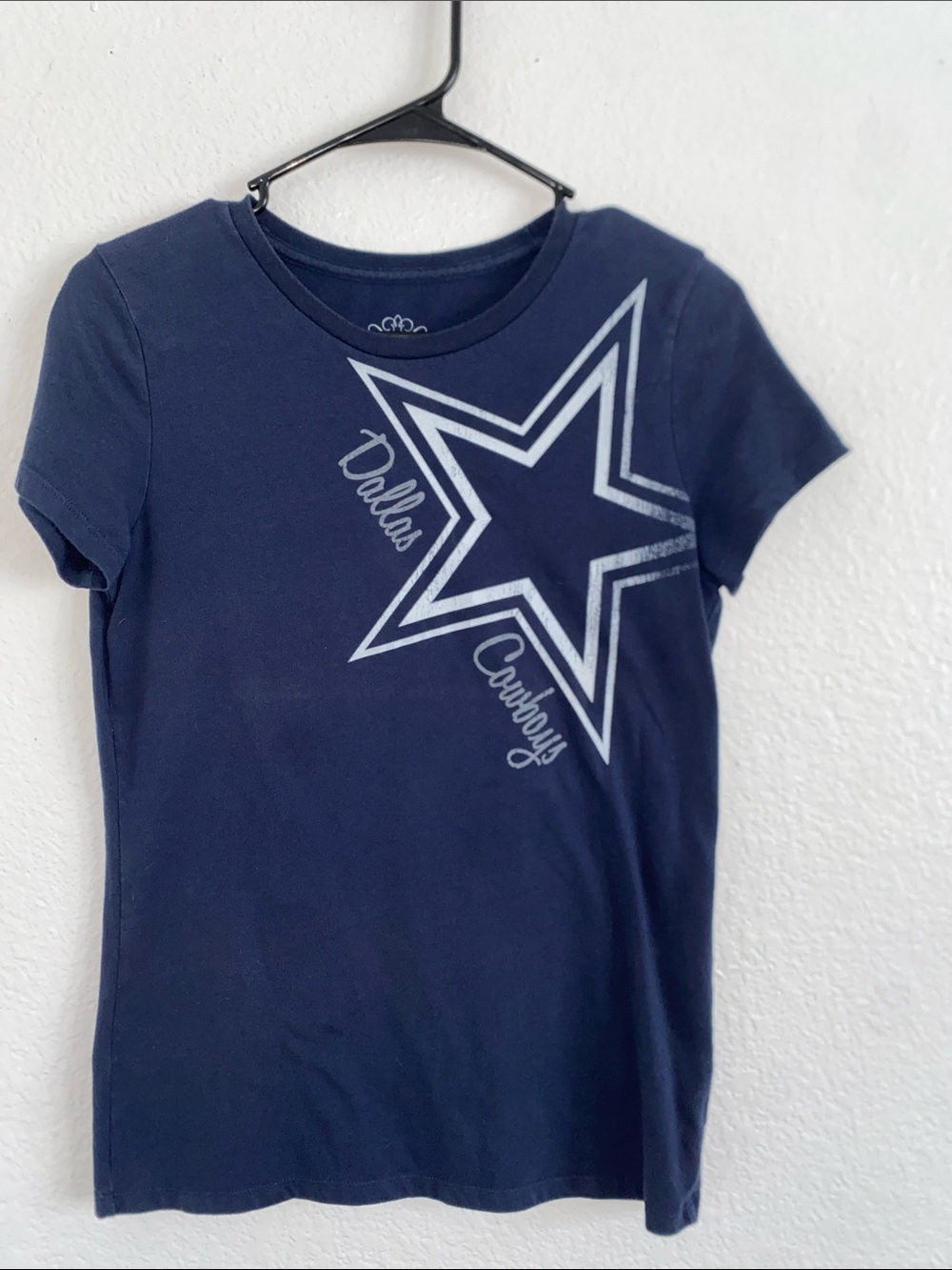 Old Navy Navy Short Sleeve Tee with White Star Dallas Cowboys Graphic
